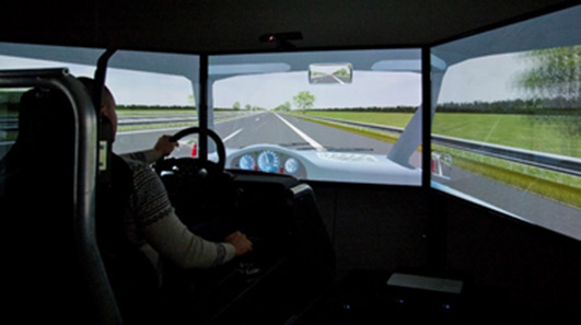 simulatore guida realistico